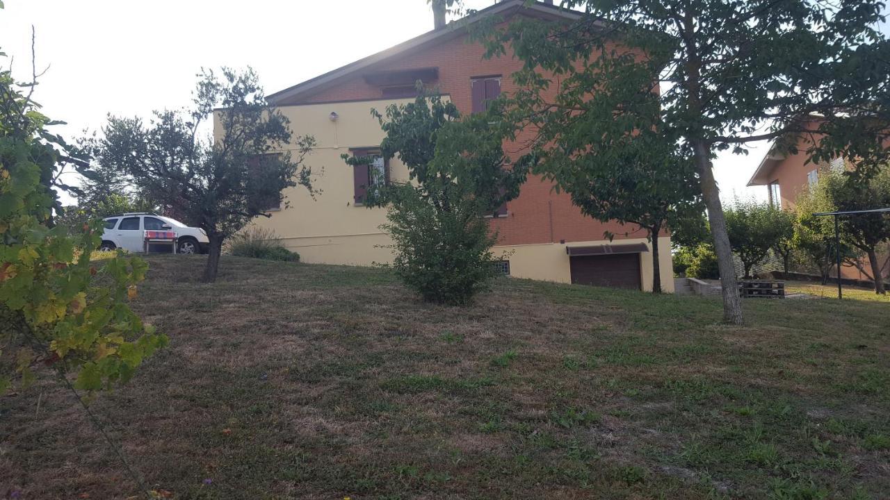 Monte San Pietro B&B I Girasoli מראה חיצוני תמונה